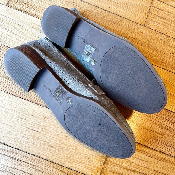 Lucky Brand Suede Loafers; Size: 6.5; Color: Taupe - Picture 3 of 4